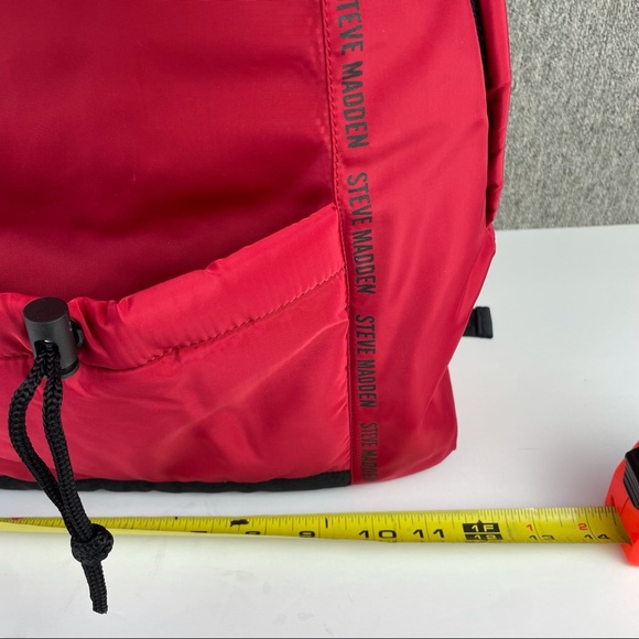 Steve Madden Women’s Crimson Red Perth Nylon Backpack With Accessory Pouch NWT - Picture 10 of 12